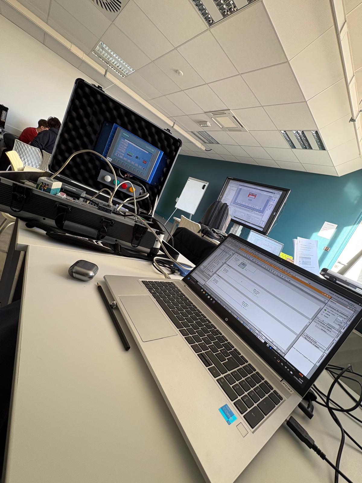 Projet personnel — simulation automatisme & robotique (1)